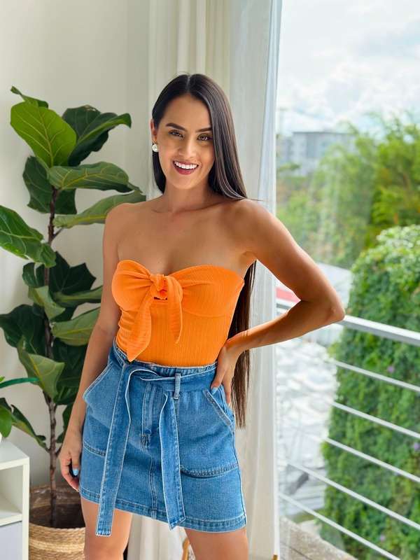 Blusa naranja divina